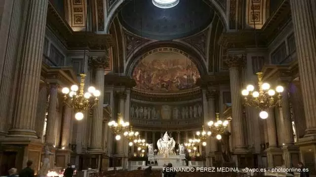 L eglise de la Madeleine, Place de la Madeleine, Paris, Francia 640w