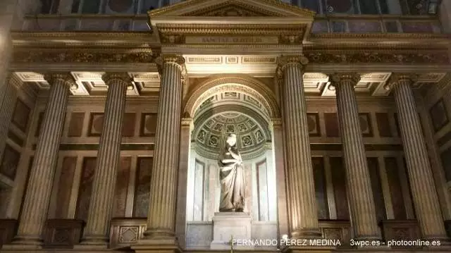 L eglise de la Madeleine, Place de la Madeleine, Paris, Francia 640w