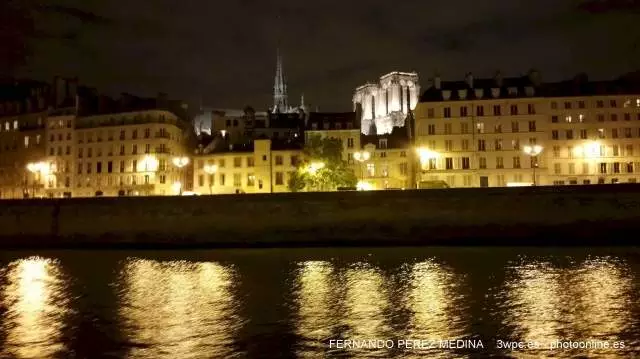 Paris 3 640w