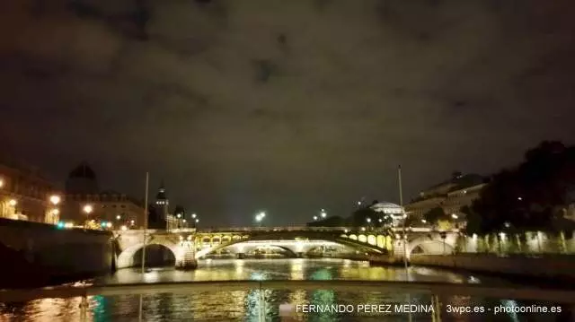 Pont Notre Dame, Paris, Francia 640w