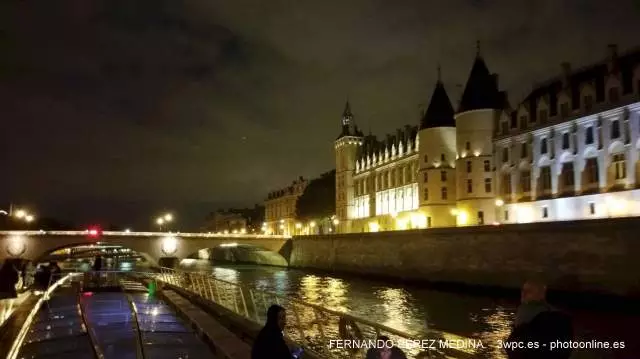 La Conciergerie Horloge, Quai de l Horloge, Paris, Francia 640w