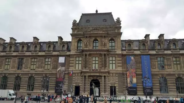 Musee du Louvre, Paris, Francia 640w