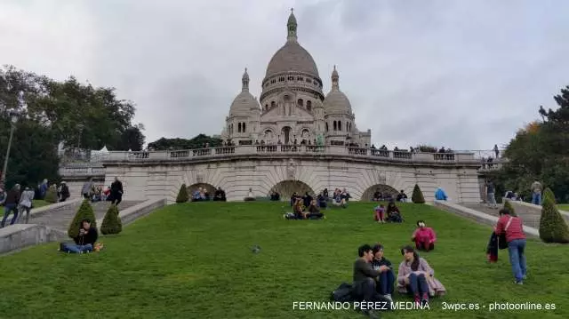 Basilica del Sacre Cœur, Rue du Chevalier de la Barre, Paris, Francia 640w
