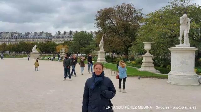 Jardin de las Tullerias, Rue de Rivoli, Paris, Francia 640w