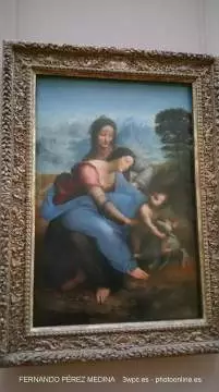 Musee du Louvre, Rue de Rivoli, Paris, Francia 640w
